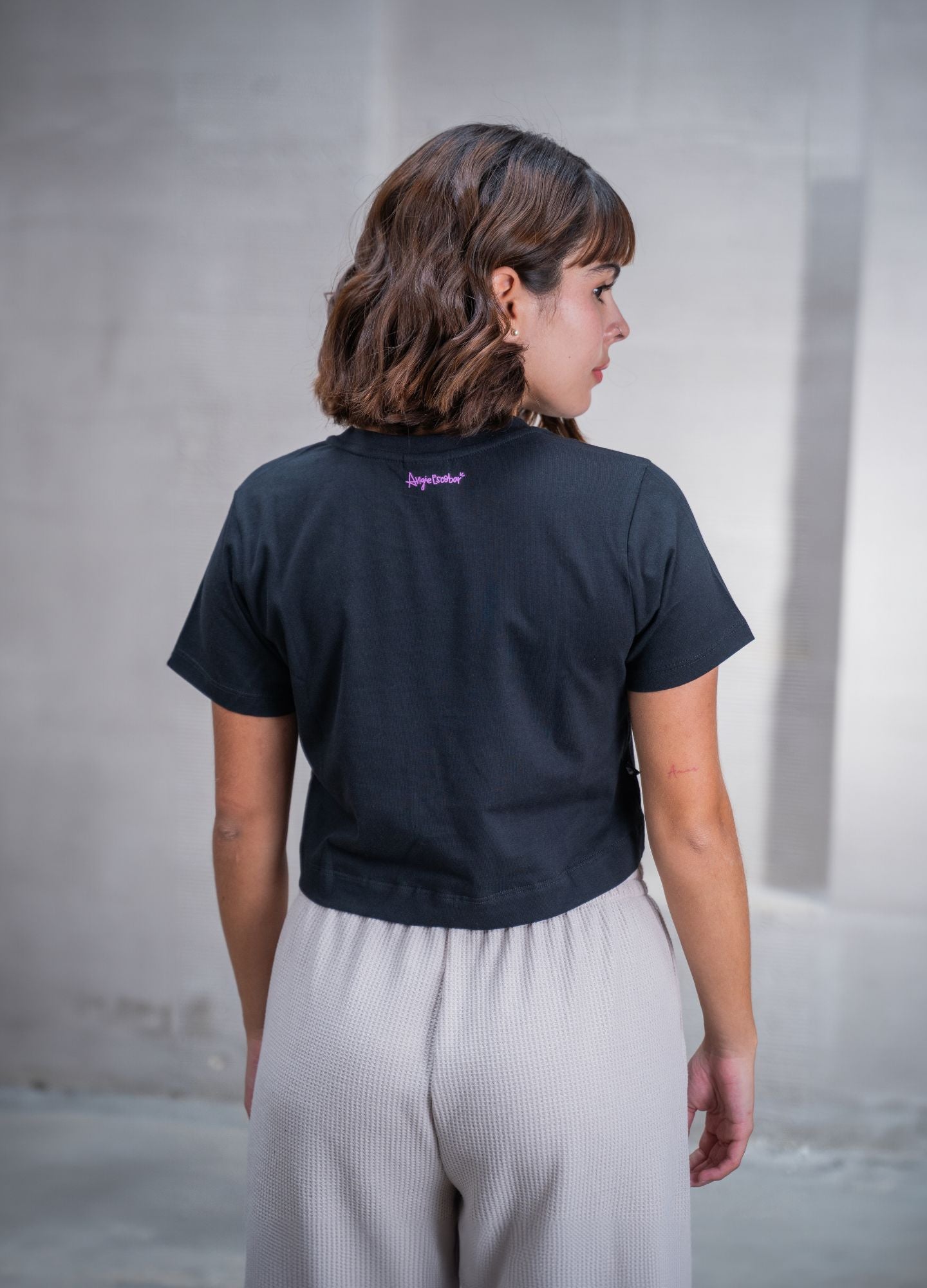 Crop Top Corazón Caótico – Negro