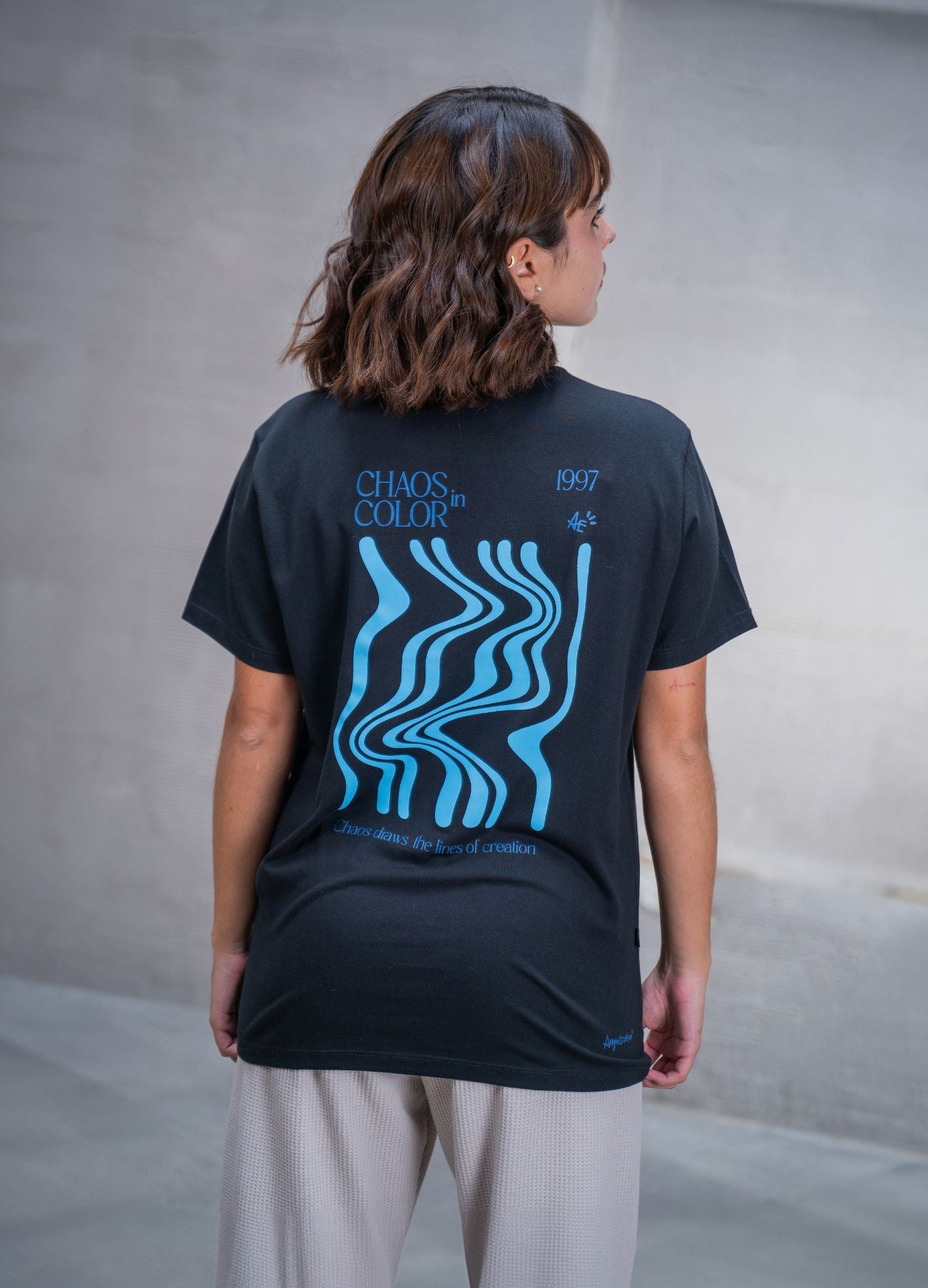 Camiseta Lines – Negro