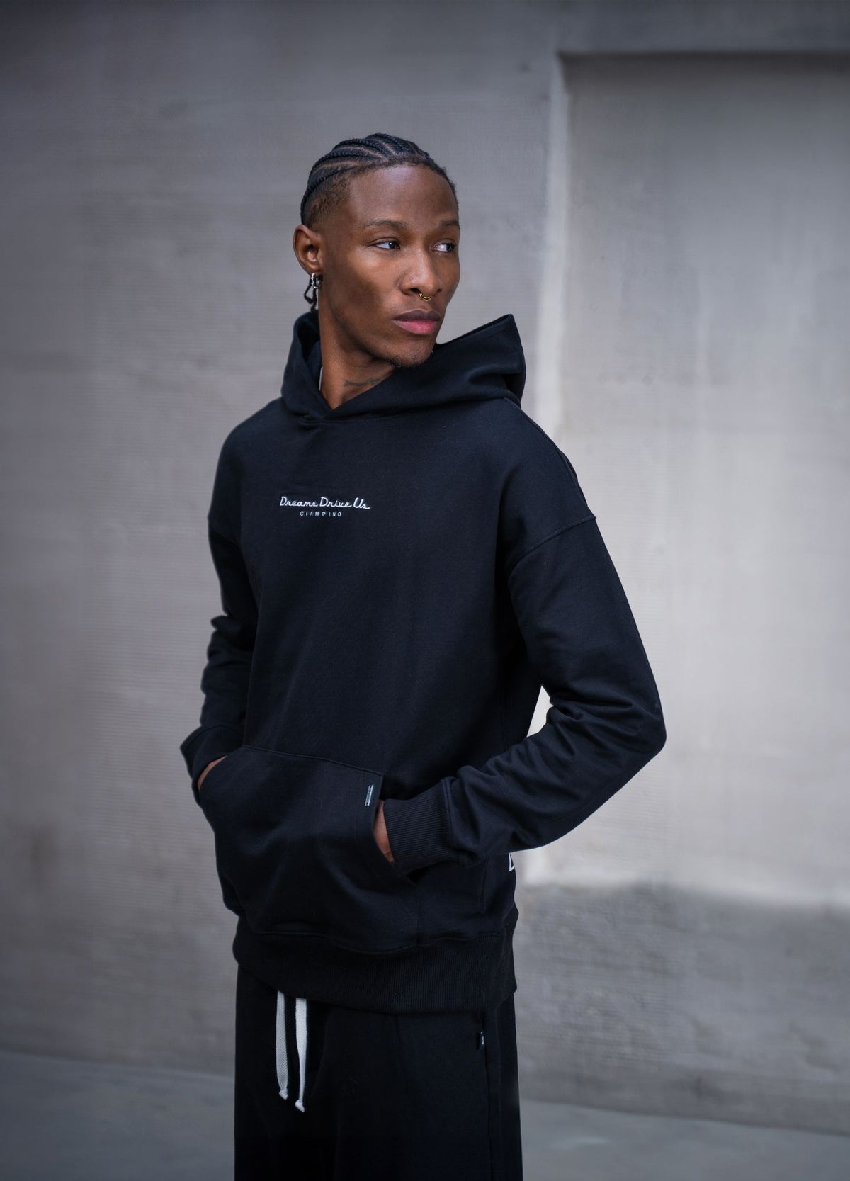 Hoodie Dreams - Negro (B) - CIAMPINO
