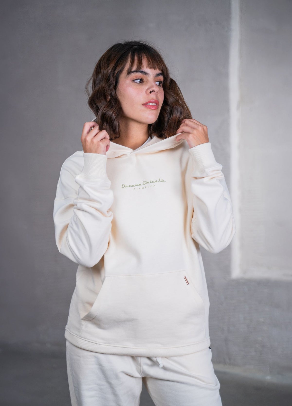 Hoodie Dreams - Crema - CIAMPINO