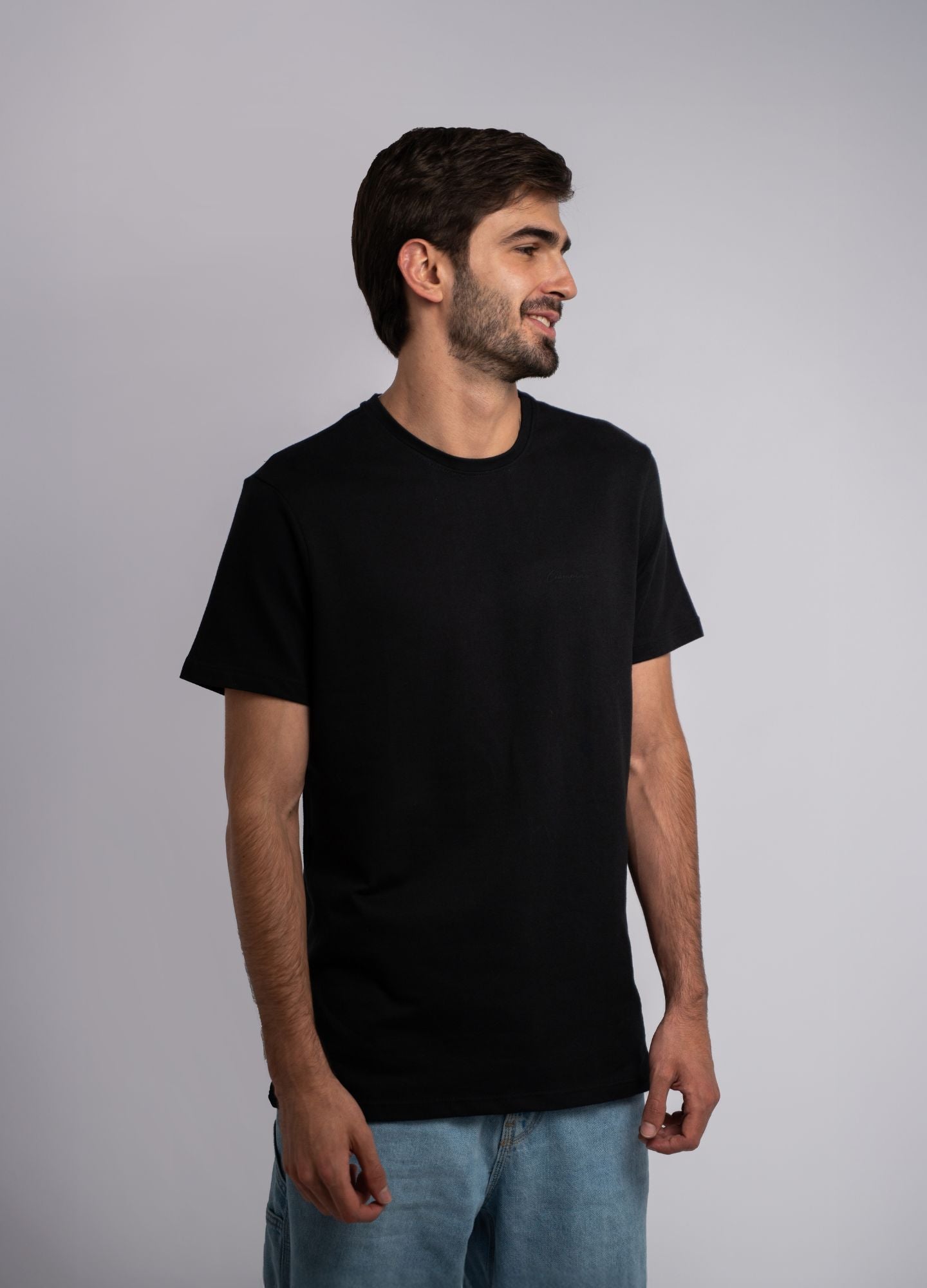 Esencial Regular - Negro