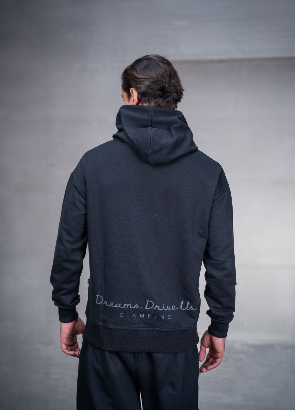 Hoodie Dreams - Negro (N) - CIAMPINO