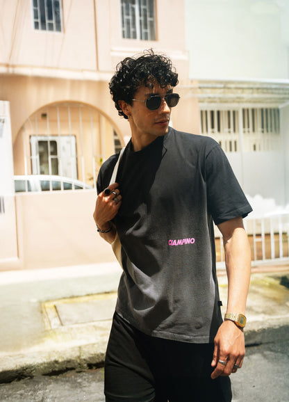 Bold Rosa Boxy Fit - Negro Gradiente