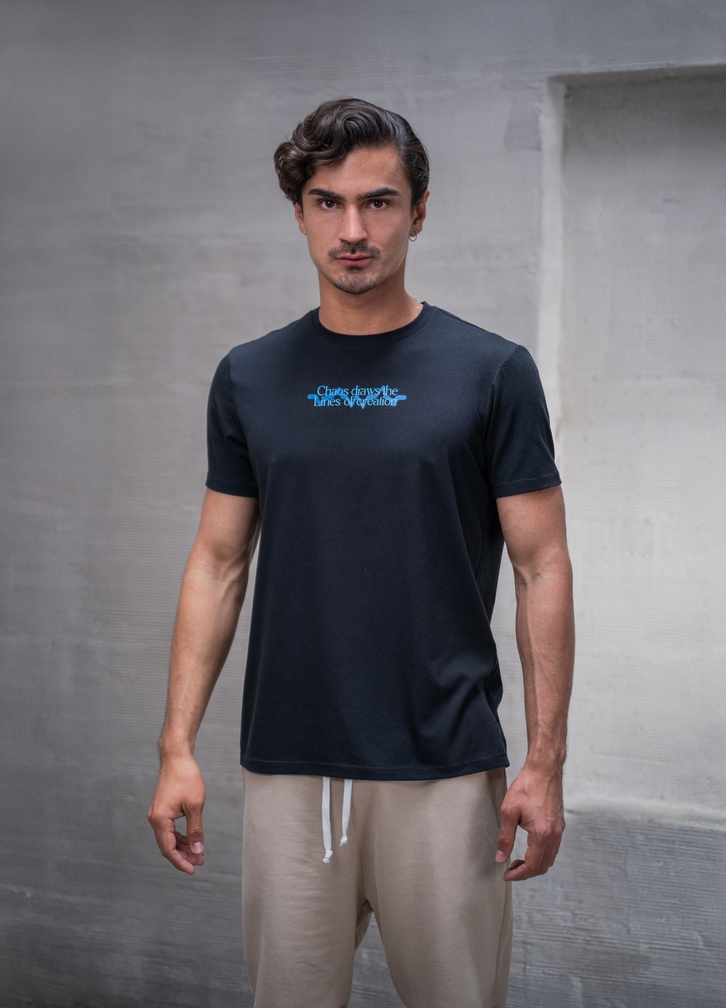 Camiseta Lines – Negro