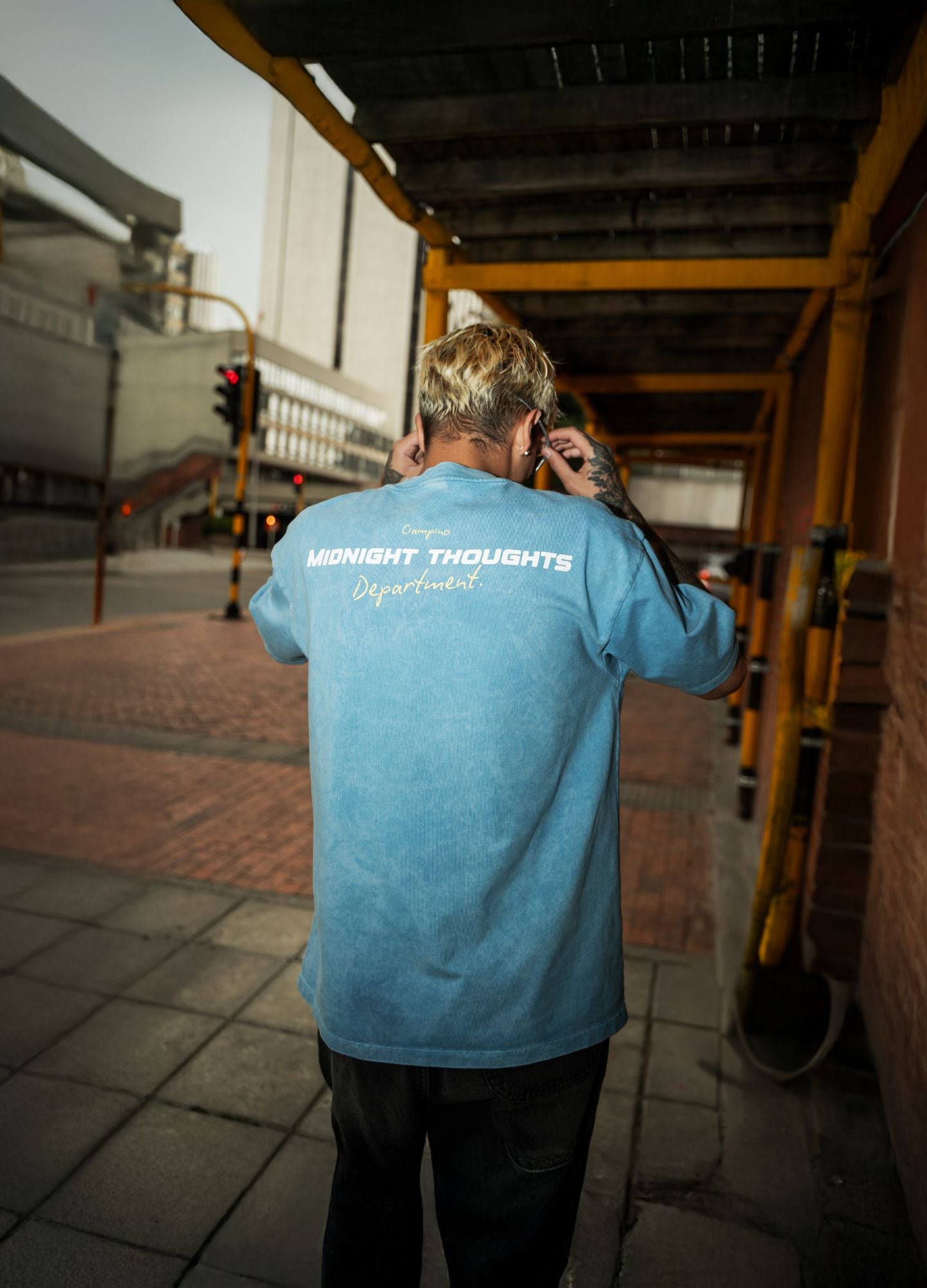 Midnight Boxy Fit - Azul Acid Wash