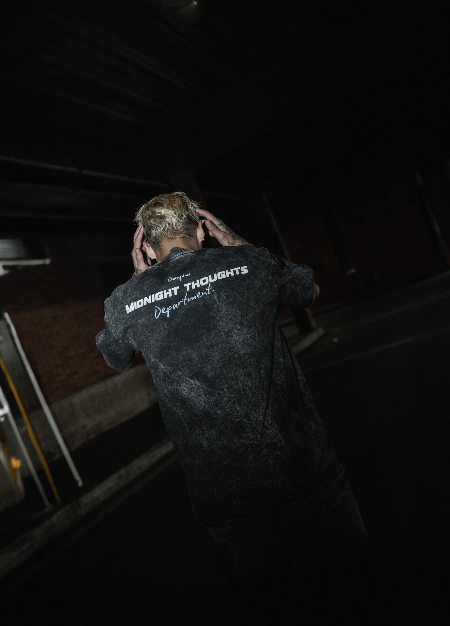 Midnight Boxy Fit - Negro Acid Wash