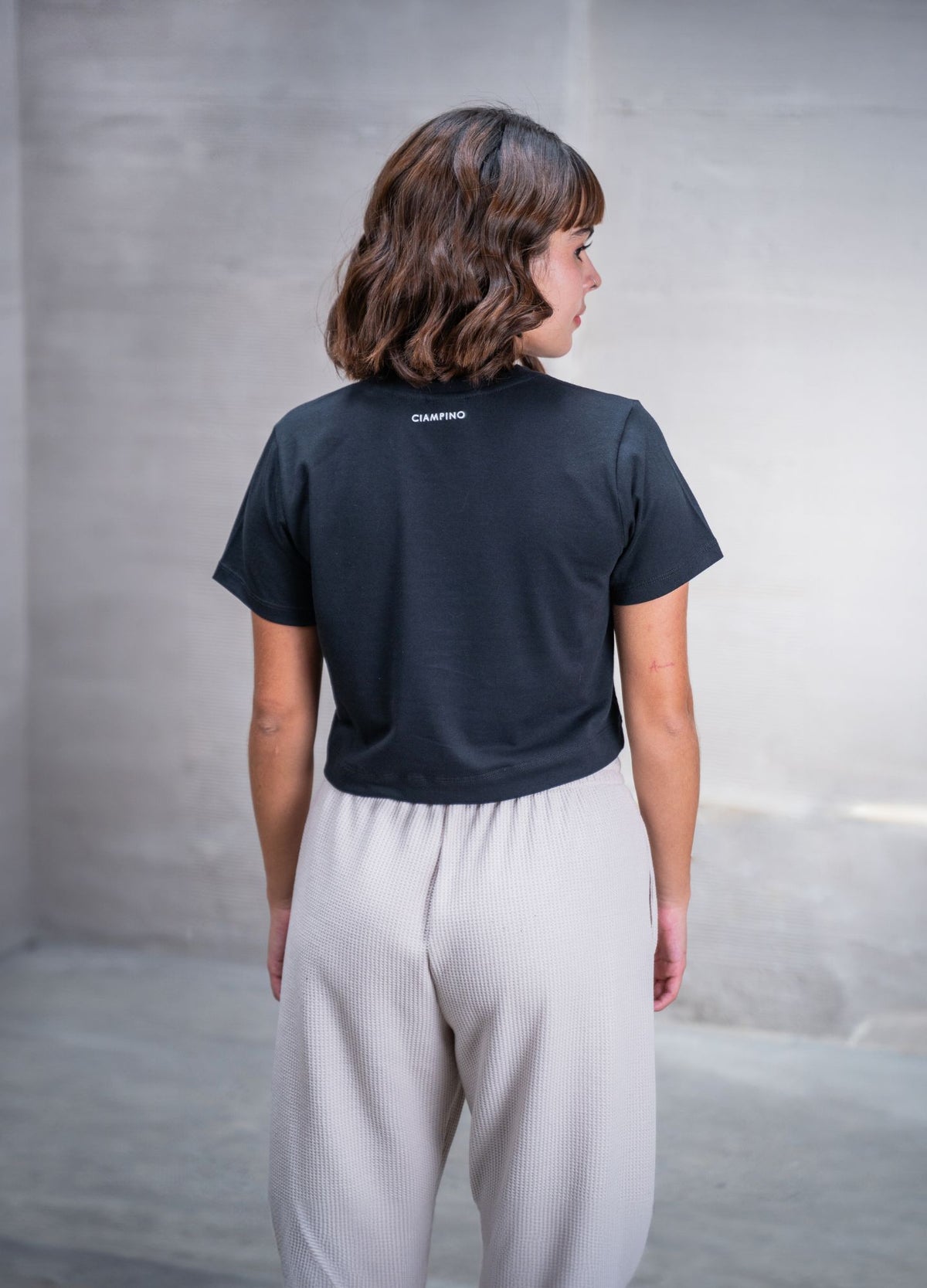 Dreams Crop Top – Negro - CIAMPINO