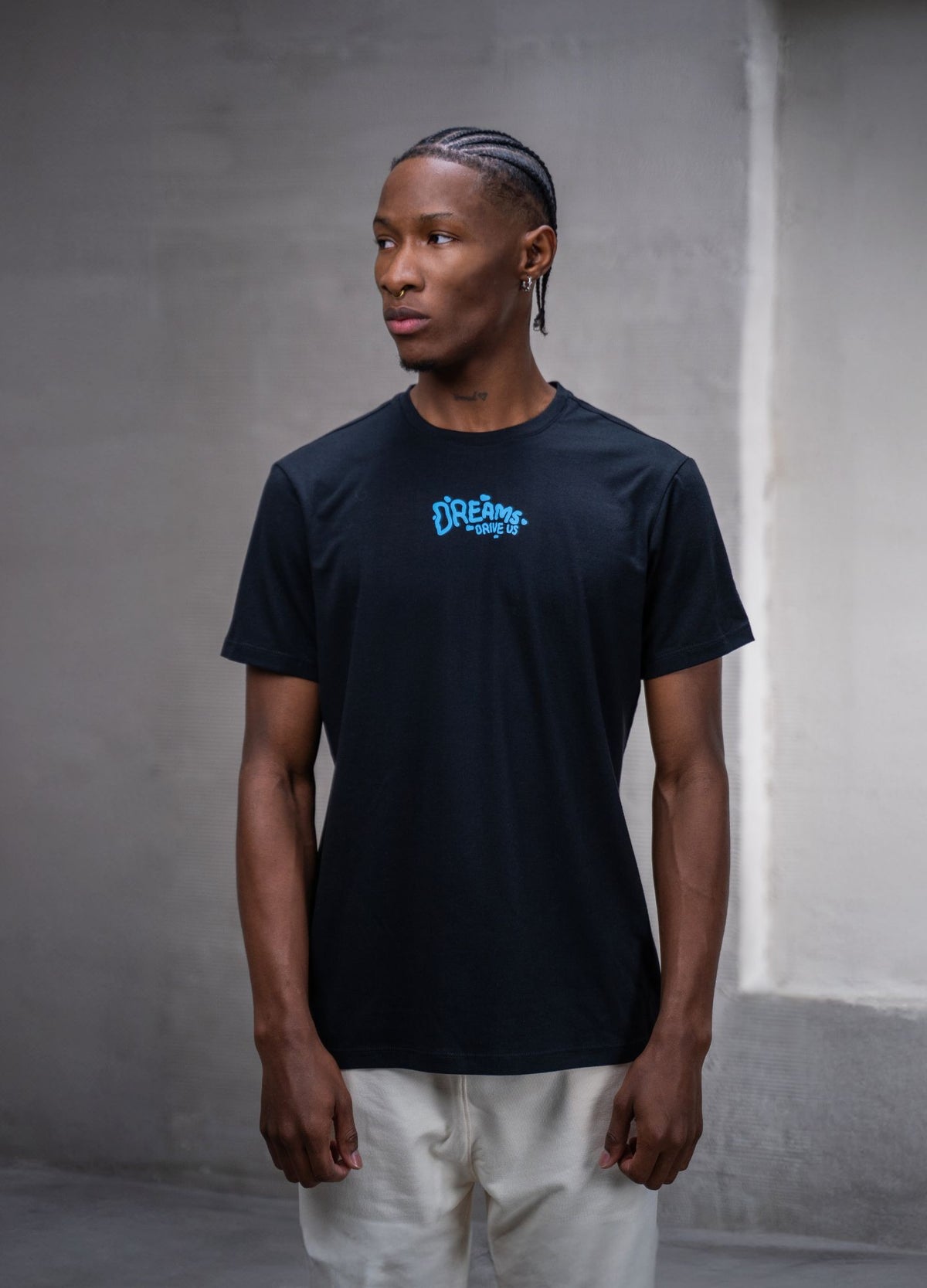 Dreams Regular - Negro - CIAMPINO