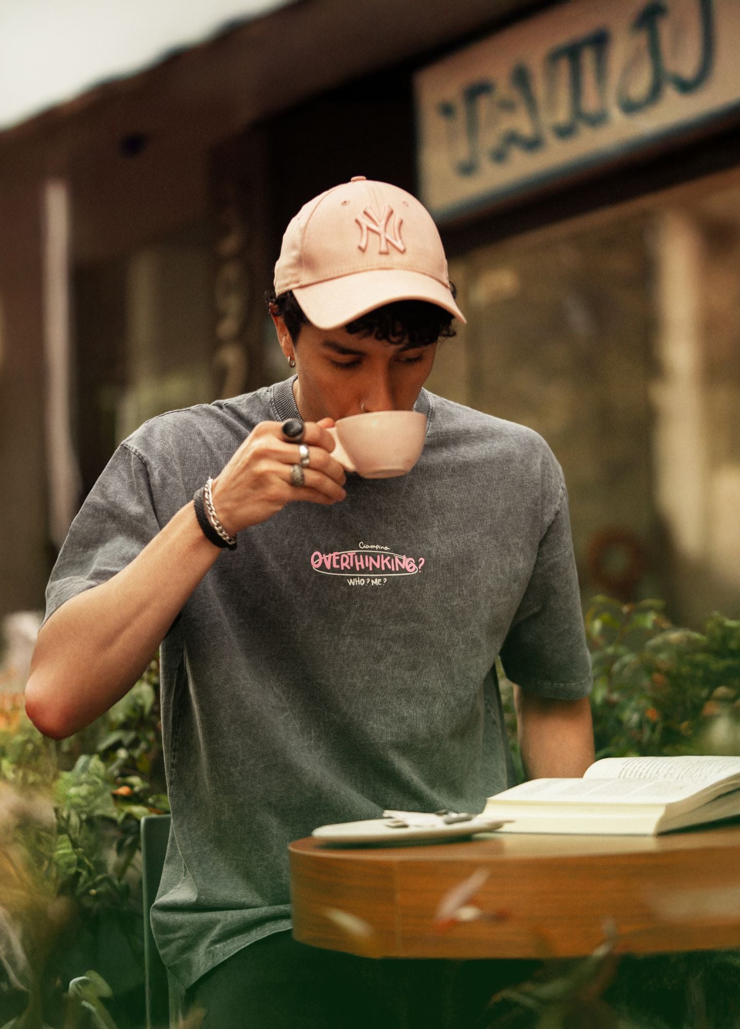 Overthinking Rosa Boxy Fit - Acid Wash